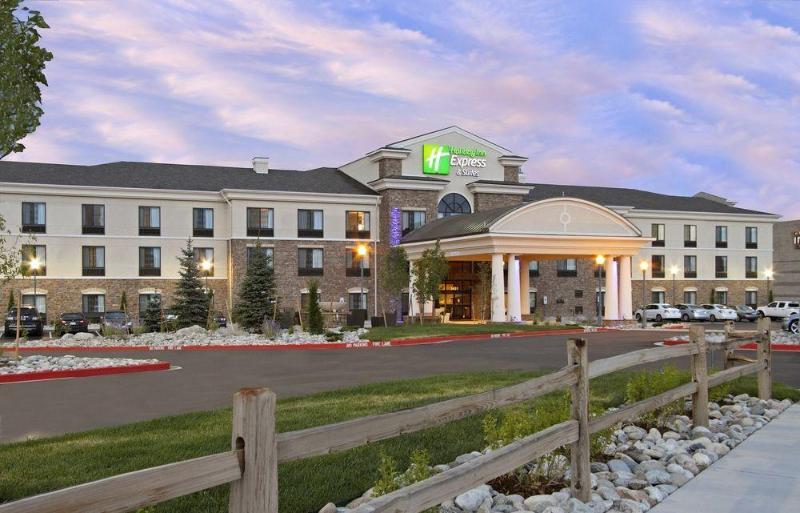 Hotel Express & Colorado Springs-airport By Ihg 3*
