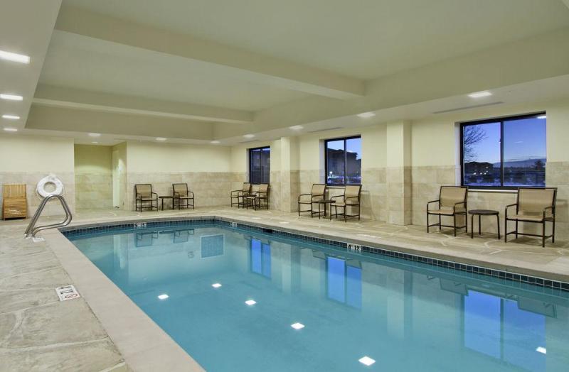 Express & Colorado Springs-airport By Ihg 3* Colorado Springs