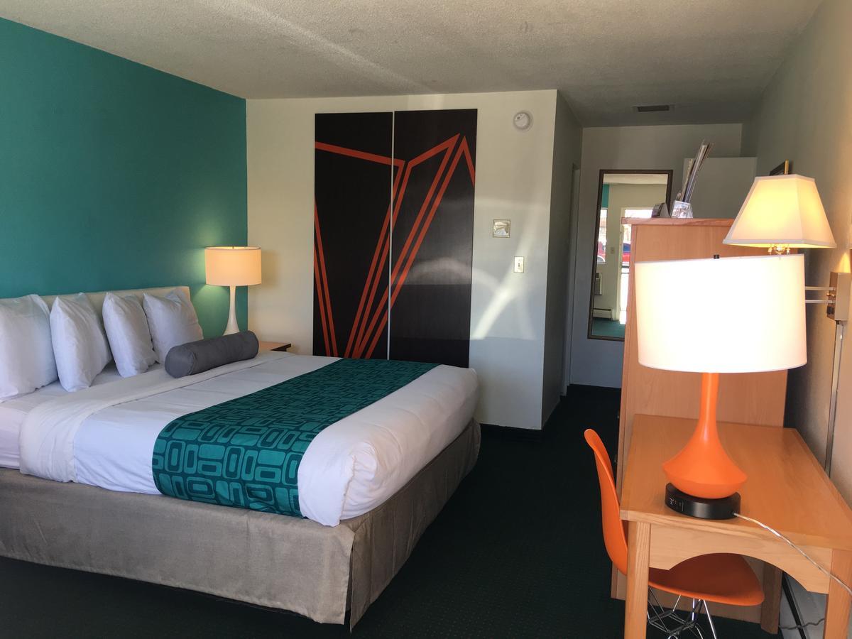 Howard Johnson By Wyndham * Colorado Springs