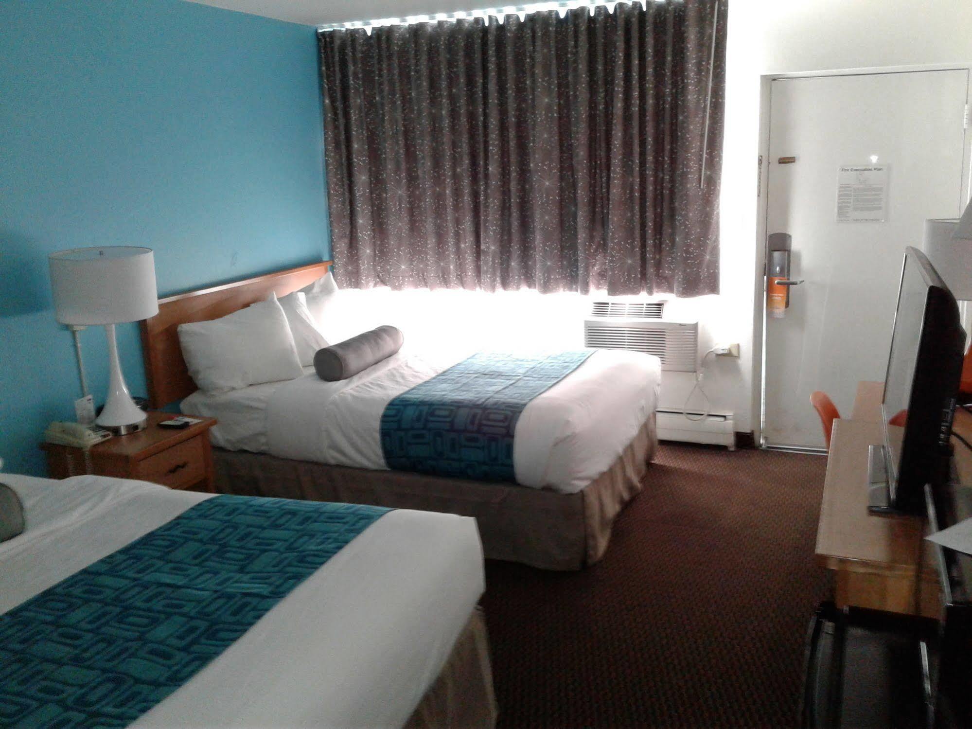 Hotel Howard Johnson By Wyndham Colorado Springs