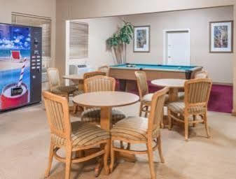 Hotel Super 8 By Wyndham Colo. Sprs. Garden Of The Gods Colorado Springs