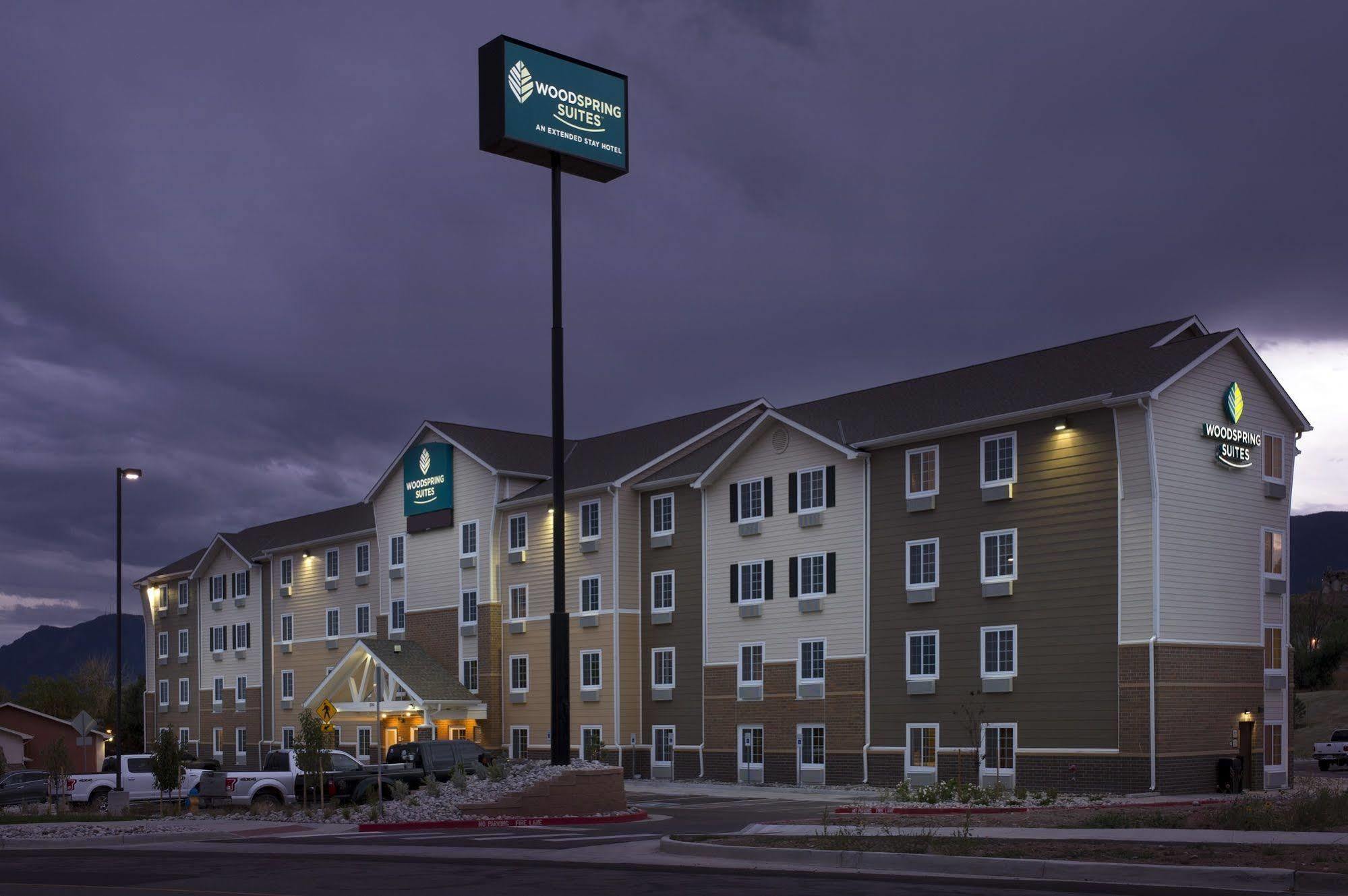Extended Stay America Select Suites - Colorado Springs