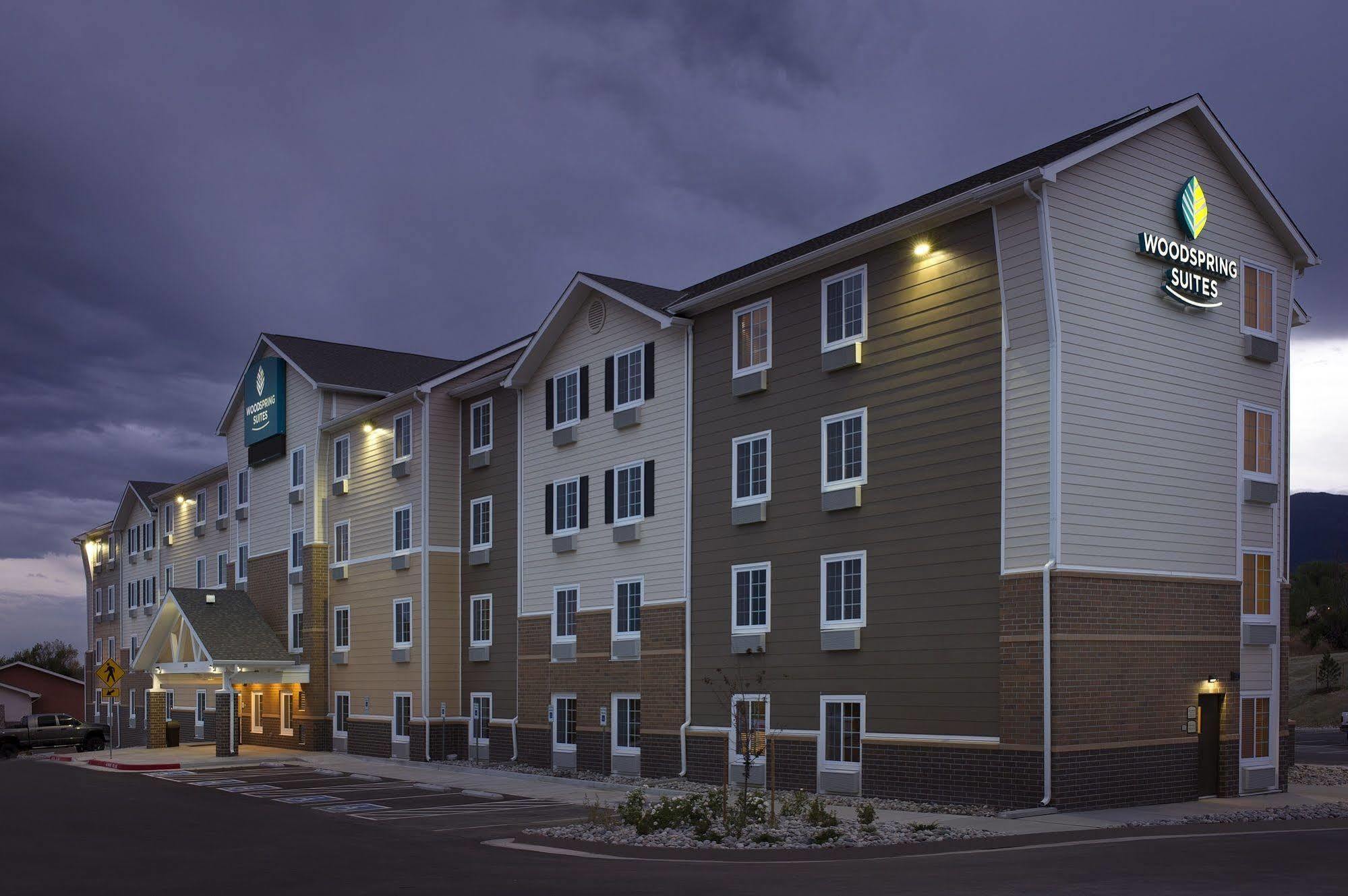 Extended Stay America Select Suites - Colorado Springs 3* Colorado Springs