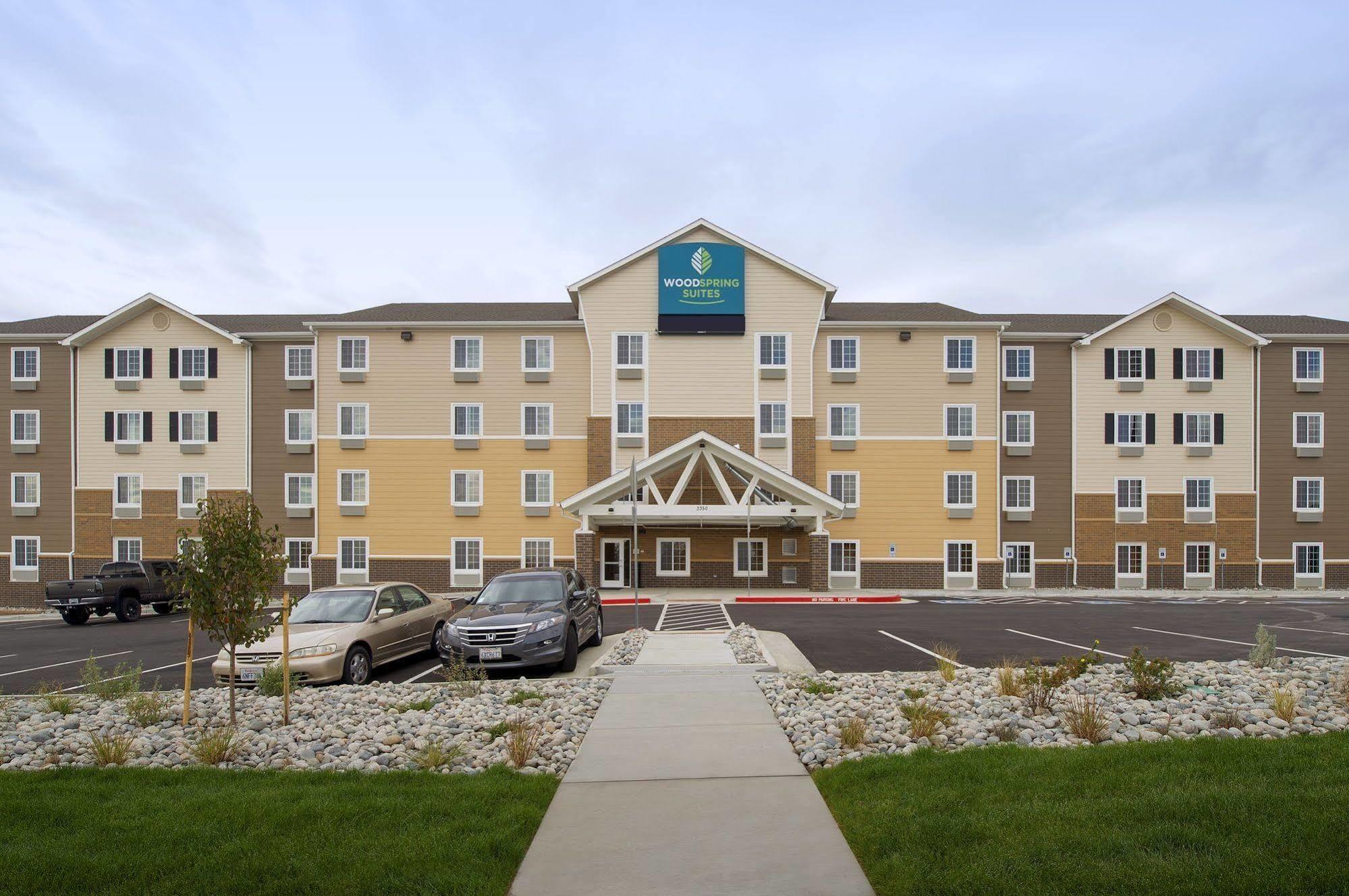 Extended Stay America Select Suites - Colorado Springs Hotel