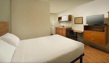 Extended Stay America Select Suites - Colorado Springs Colorado Springs