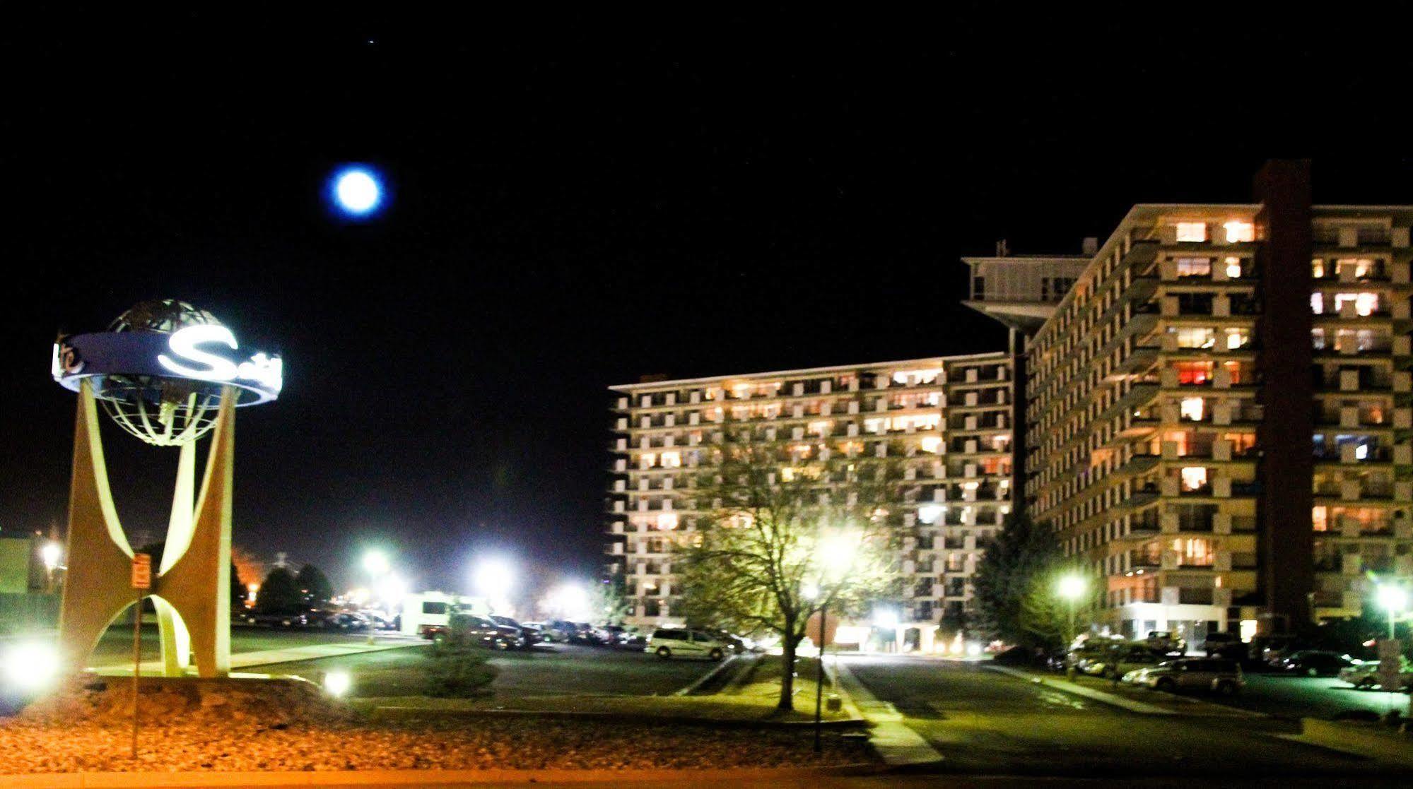Satellite Hotel