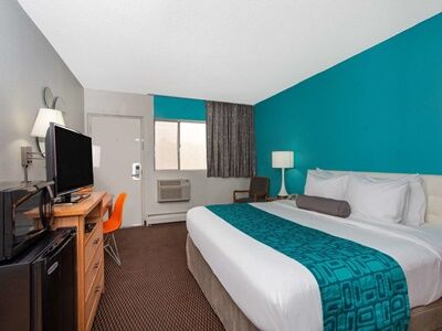 Hotel 6-colorado Springs, Co - Air Force Academy Colorado Springs