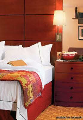 South 3* Colorado Springs