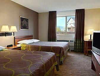 Super 8 By Wyndham Airport Colorado Springs