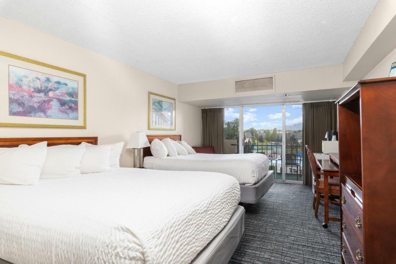 Hotel Satellite Colorado Springs