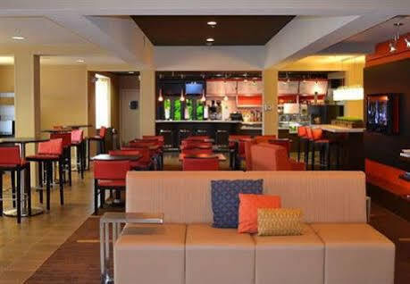 Hotel Courtyard By Marriott South