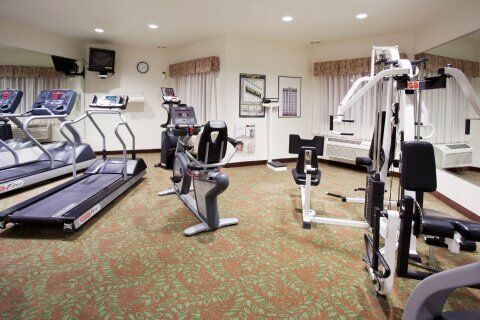 Hotel Express & Colorado Springs-airport By Ihg Colorado Springs