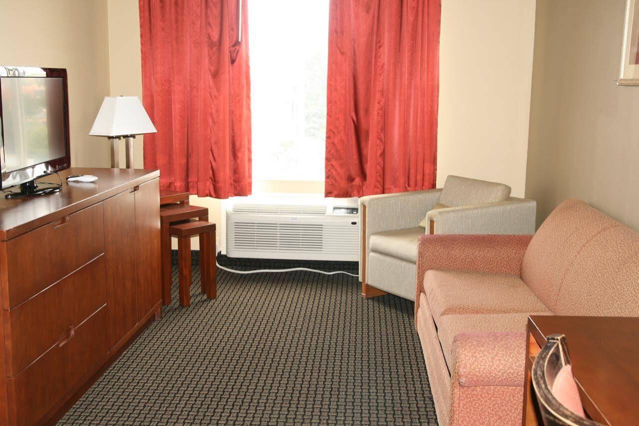 Hotel Baymont By Wyndham Colorado Springs