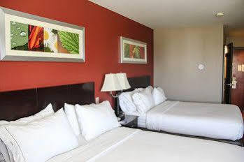 Express & Colorado Springs-airport By Ihg 3* Colorado Springs