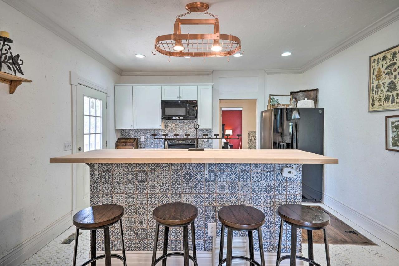Carriage House About 3 Mi To Garden Of The Gods! Holiday home